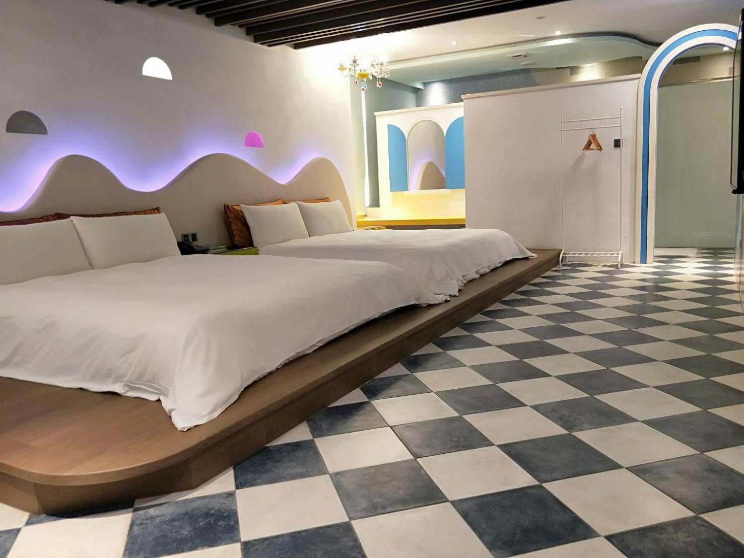 Chen He Spa Motel Lukang Extérieur photo