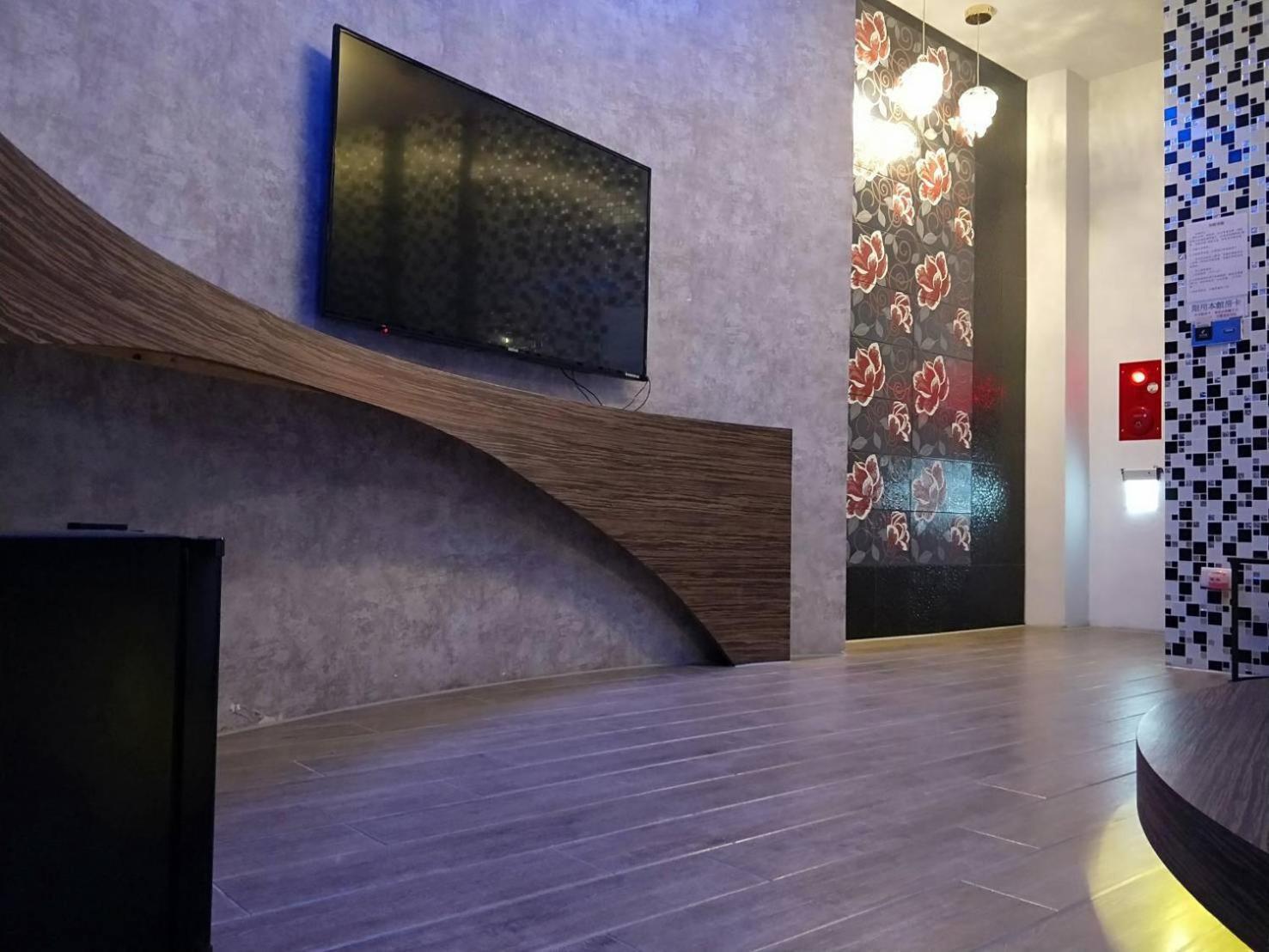 Chen He Spa Motel Lukang Extérieur photo