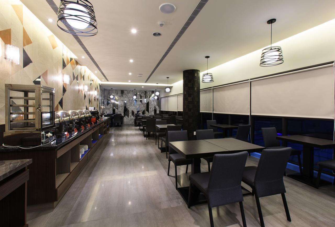 Chen He Spa Motel Lukang Extérieur photo