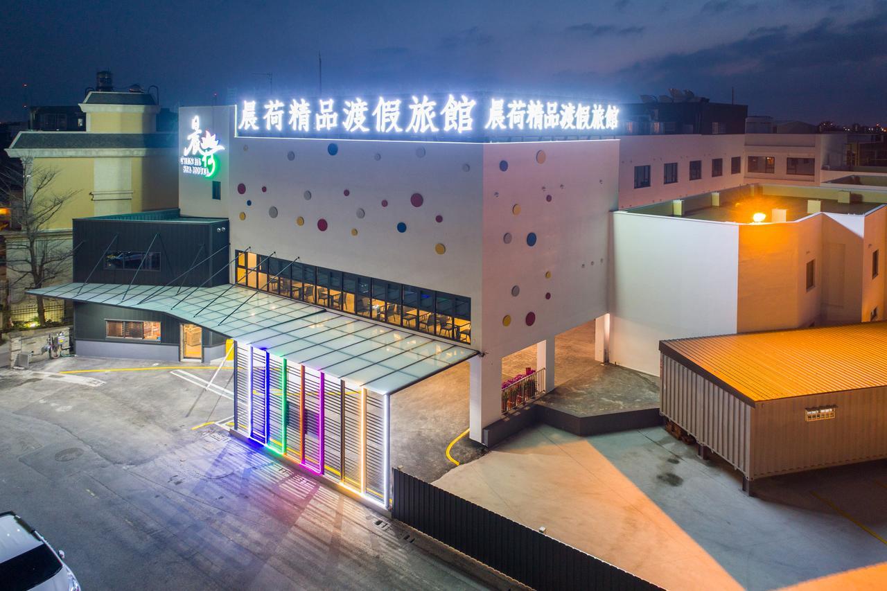 Chen He Spa Motel Lukang Extérieur photo