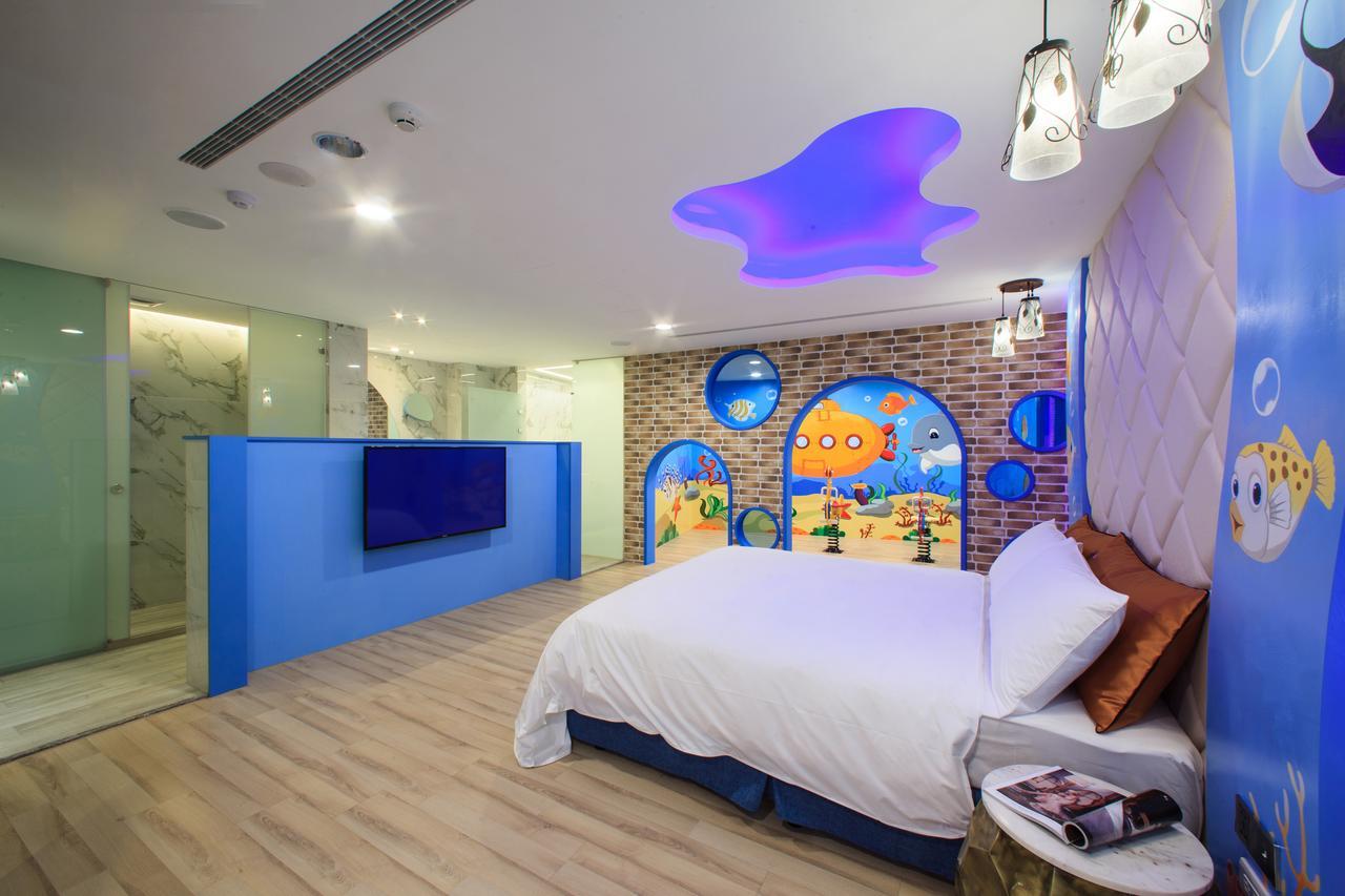 Chen He Spa Motel Lukang Extérieur photo