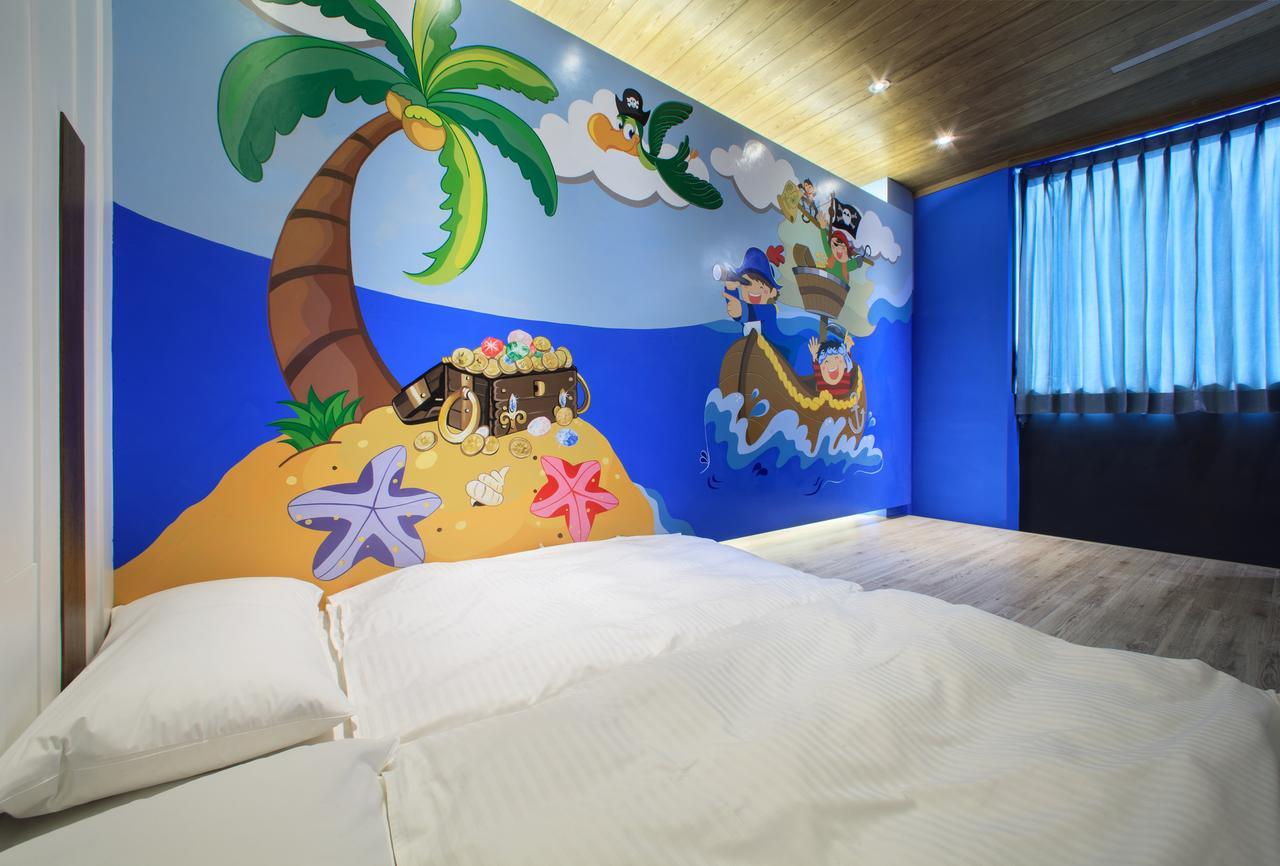 Chen He Spa Motel Lukang Extérieur photo
