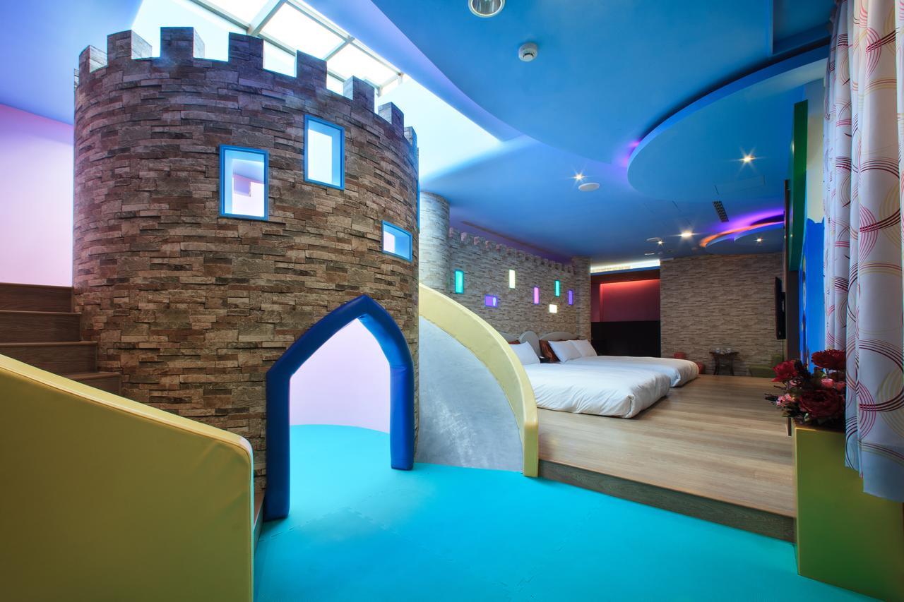Chen He Spa Motel Lukang Extérieur photo