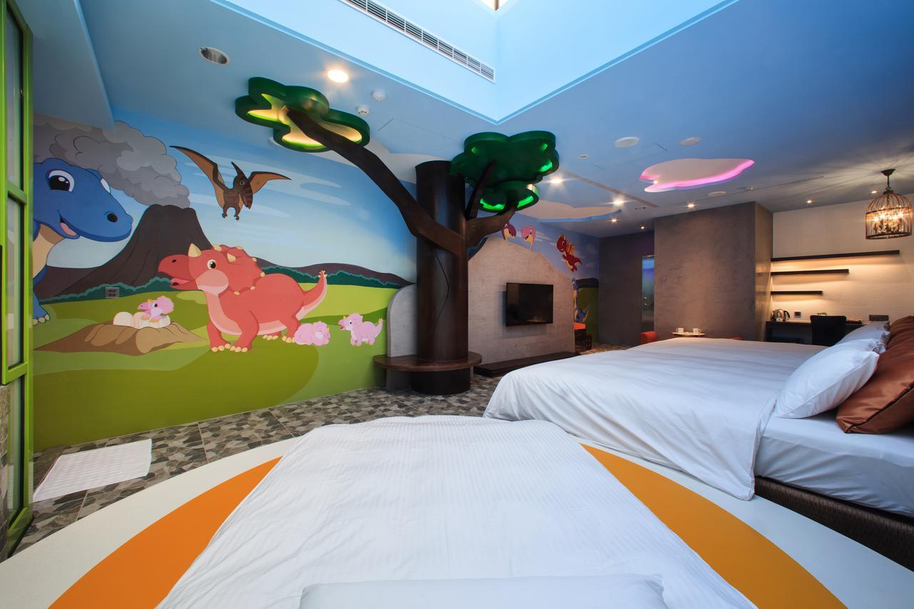 Chen He Spa Motel Lukang Extérieur photo