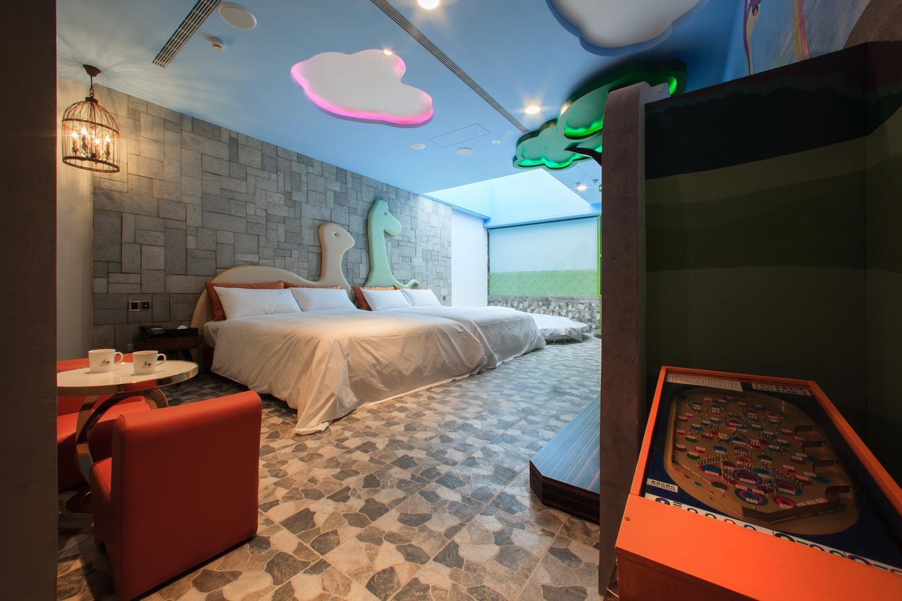 Chen He Spa Motel Lukang Extérieur photo