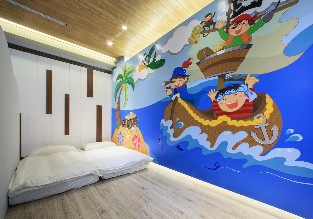 Chen He Spa Motel Lukang Extérieur photo