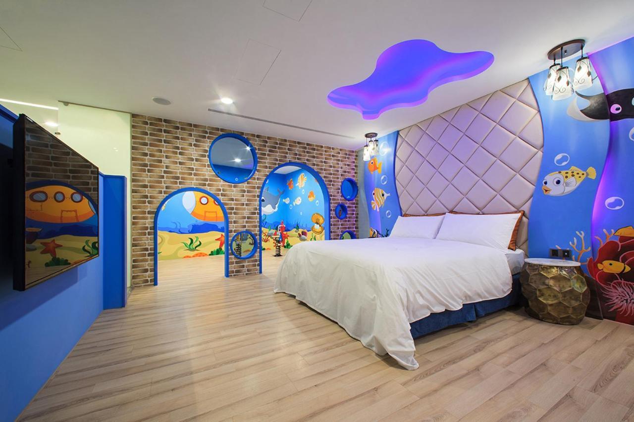 Chen He Spa Motel Lukang Extérieur photo